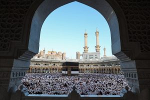 Bomb Threat Diverts Plane Of Hajj Pilgrims In Indonesia